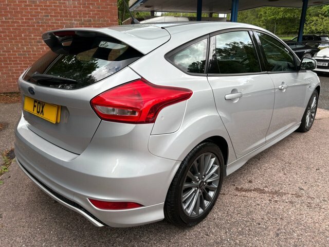 Ford Focus 2017 1.5 Tdci St-line Hatchback YR67LXW Silver #2