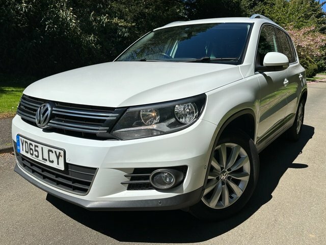 Volkswagen Tiguan 2015 2.0 Tdi Bluemotion Tech Match Suv YD65LCY White #2