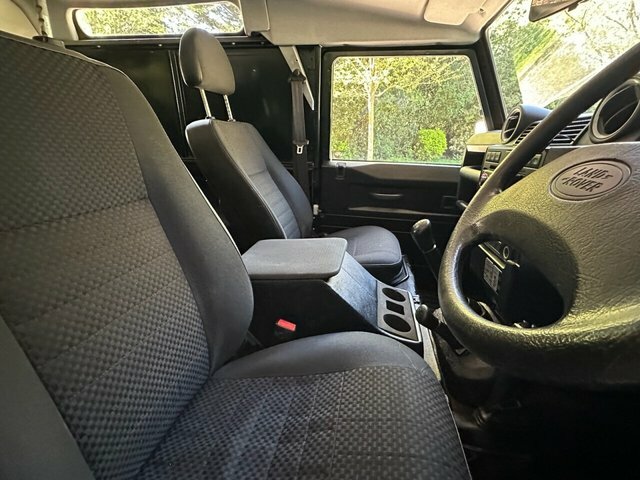 Land Rover Defender  Black #26