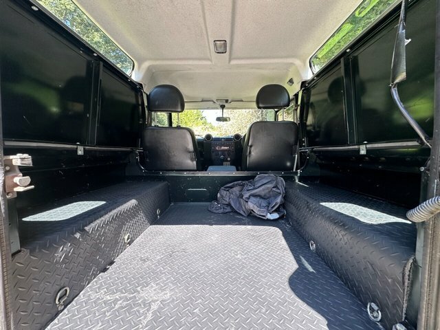 Land Rover Defender  Black #18