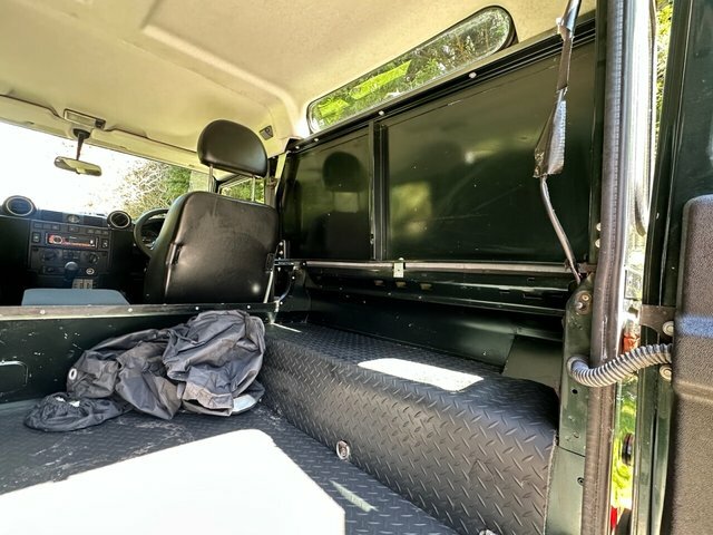 Land Rover Defender  Black #20
