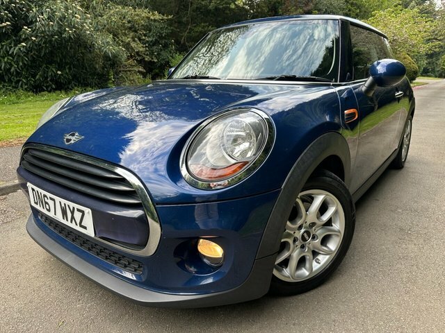 Mini Hatch 2017 1.5 Cooper Hatchback Euro 6 DN67WXZ Blue #2