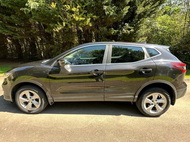 Nissan Qashqai 2020 1.3 Dig-t Acenta Premium Suv Manua YP70NZZ Black #6