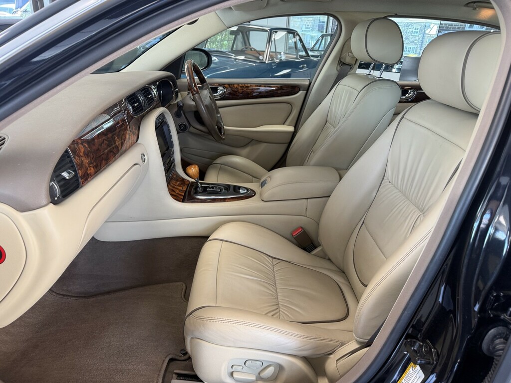 Jaguar XJ 3.0 Se Blue #9