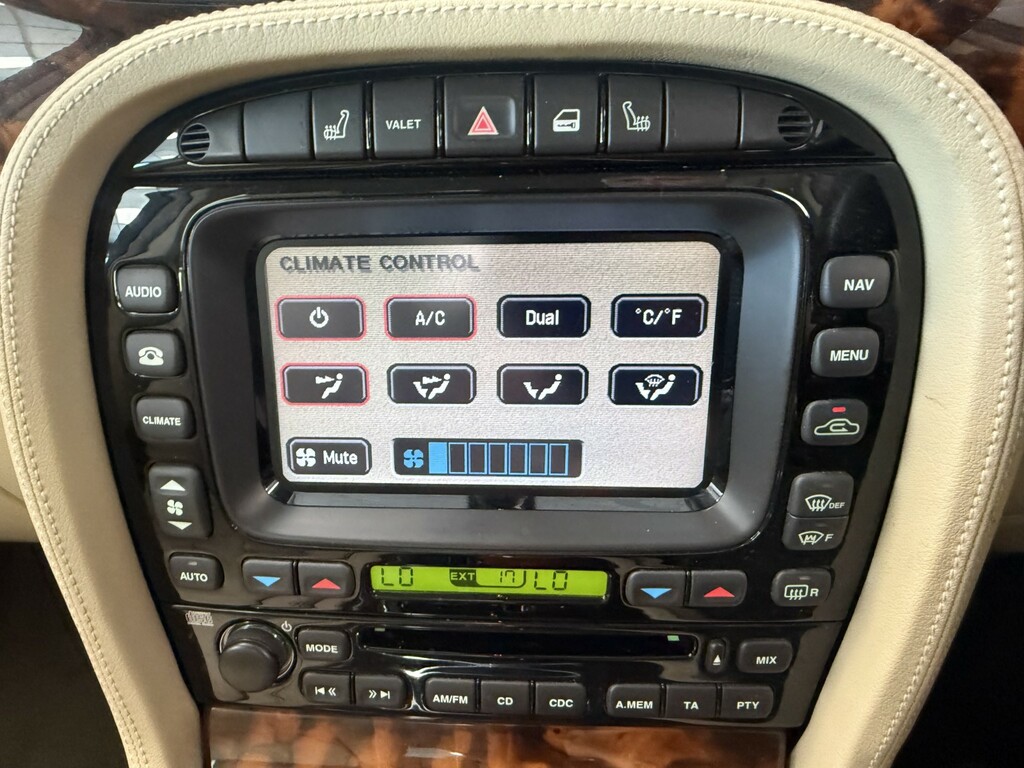 Jaguar XJ 3.0 Se Blue #15