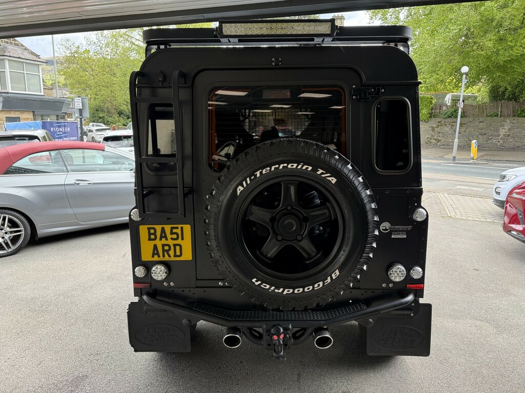 Land Rover Defender 90 2.2 Tdci 201262 Black #5