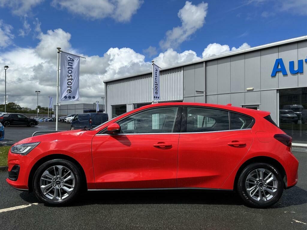 Ford Focus 1.0T Ecoboost Mhev Titanium Dct Euro 6 Ss DY23KPT Red #3