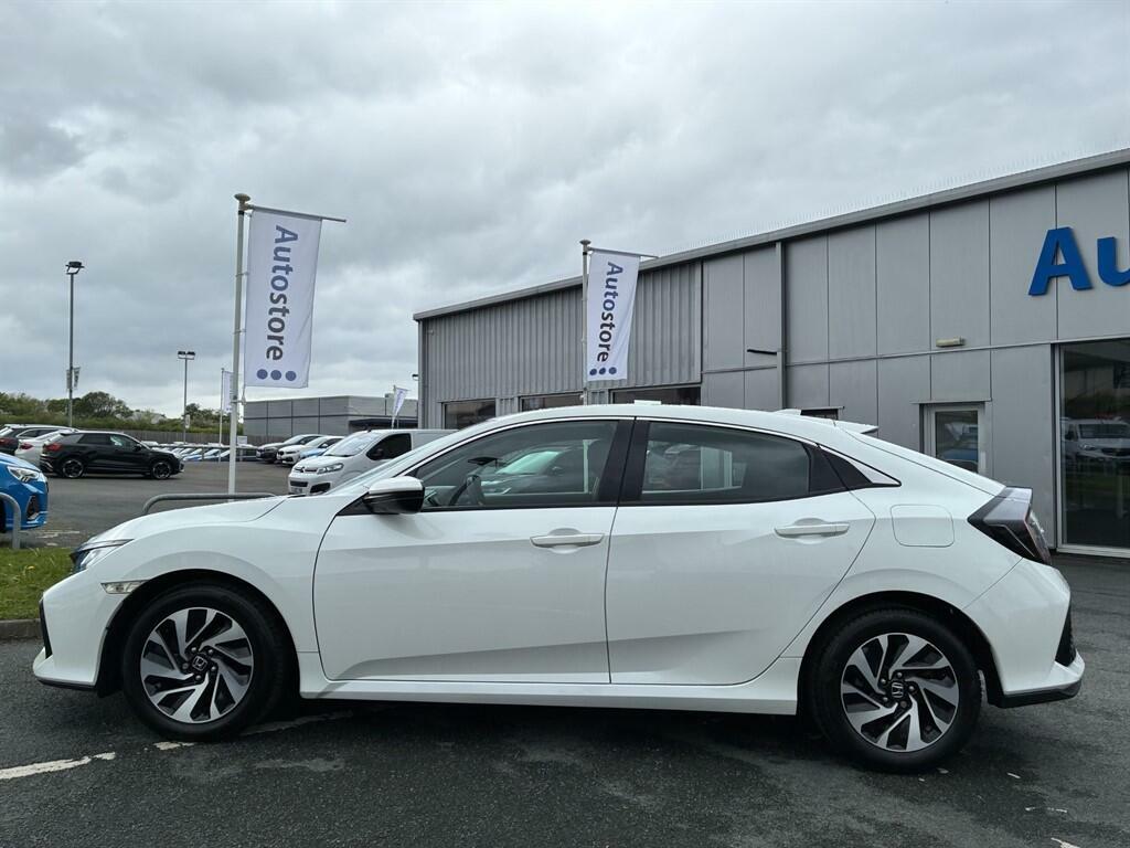 Honda Civic 1.0 Vtec Turbo Se Euro 6 Ss E069AKN White #3