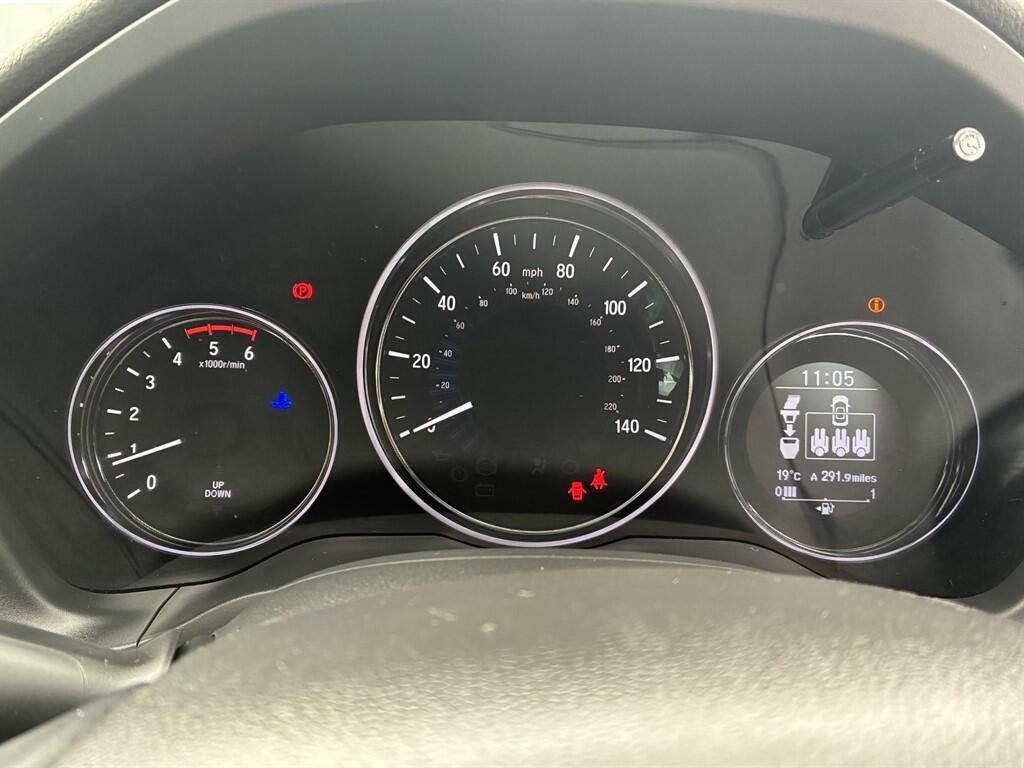 Honda Hr-V Hr-v 1.5 I-vtec Ex Cvt White #27
