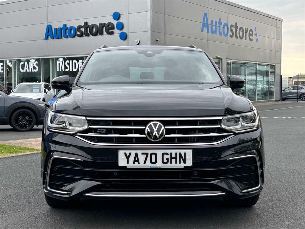 Volkswagen Tiguan 1.5 Tsi R-line Dsg Euro 6 Ss YA70GHN Black #2
