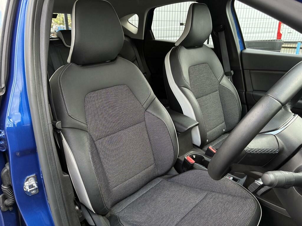 Renault Captur 1.6 E-tech Techno Euro 6 Ss SB72MXV Blue #2
