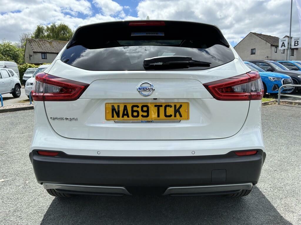 Nissan Qashqai 1.3 Dig-t N-connecta Euro 6 Ss NA69TCK White #5