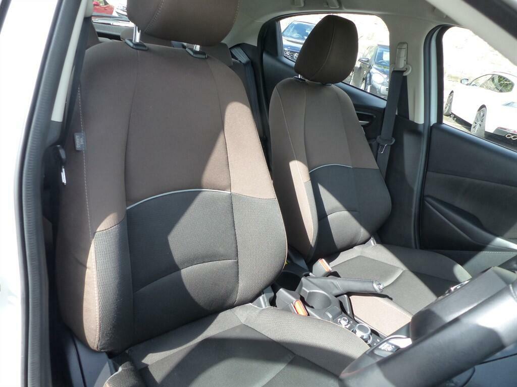 Mazda 2 1.5 Skyactiv-g Se-l Euro 6 Ss SL23NDG Silver #5
