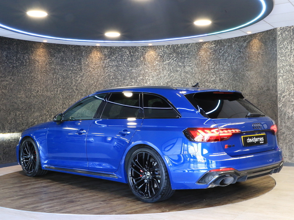 Audi RS4 Avant Tfsi V6 Carbon Black YD73CYX Blue #6