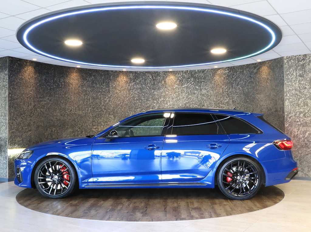 Audi RS4 Avant Tfsi V6 Carbon Black YD73CYX Blue #4