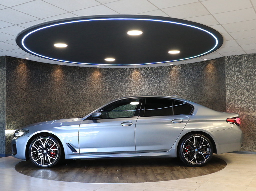 BMW 5 Series 520D Mht M Sport HJ23OCD Grey #4