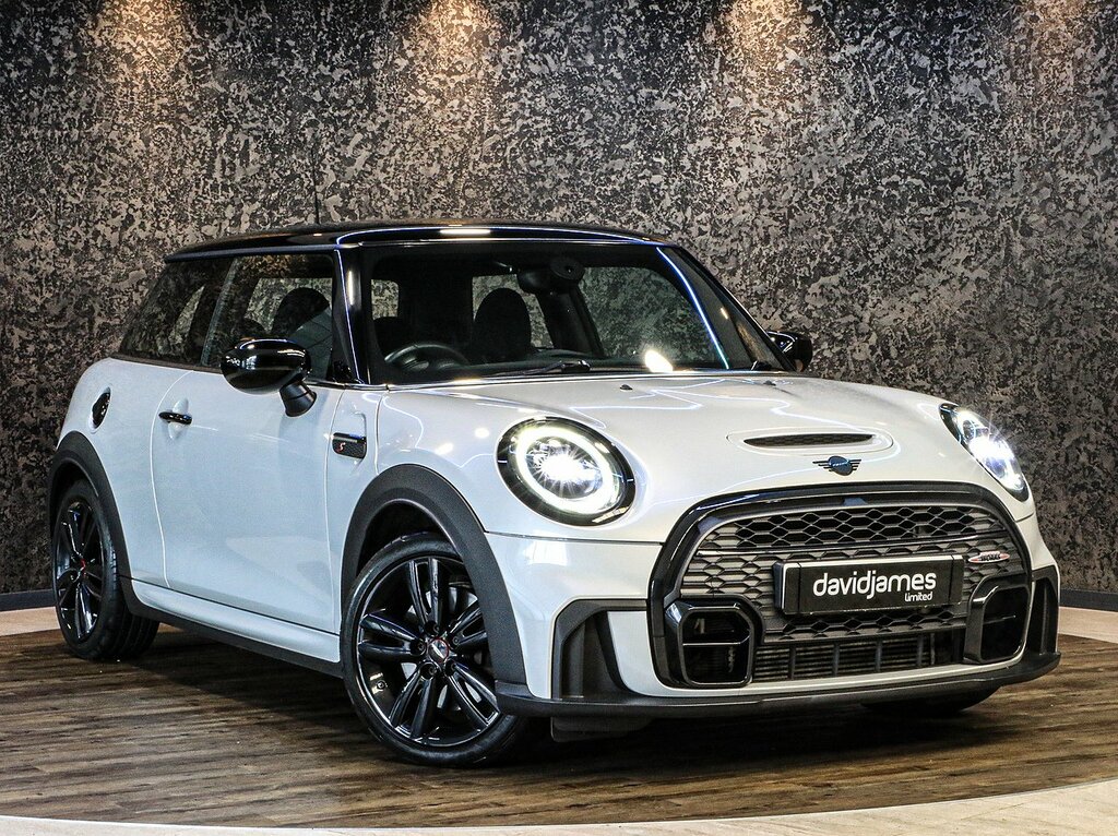 Mini Hatch Cooper S Sport White
