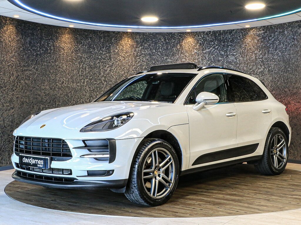 Porsche Macan T Grey #4