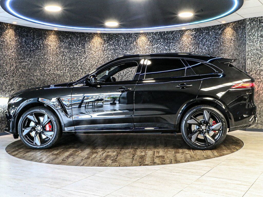 Jaguar F-Pace P550 V8 Svr WP24BZD Black #6