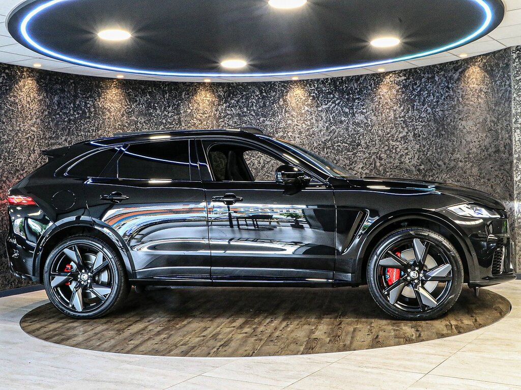 Jaguar F-Pace P550 V8 Svr WP24BZD Black #2