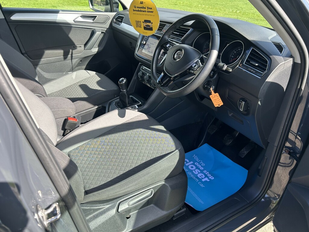Volkswagen Tiguan 1.5 Tsi Evo Match VK20NXJ Grey #4
