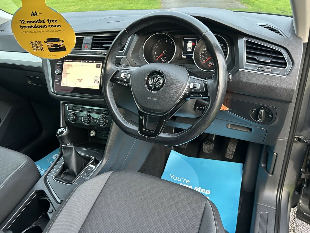 Volkswagen Tiguan 1.4 Tsi Se Navigation KP67YWR Grey #6