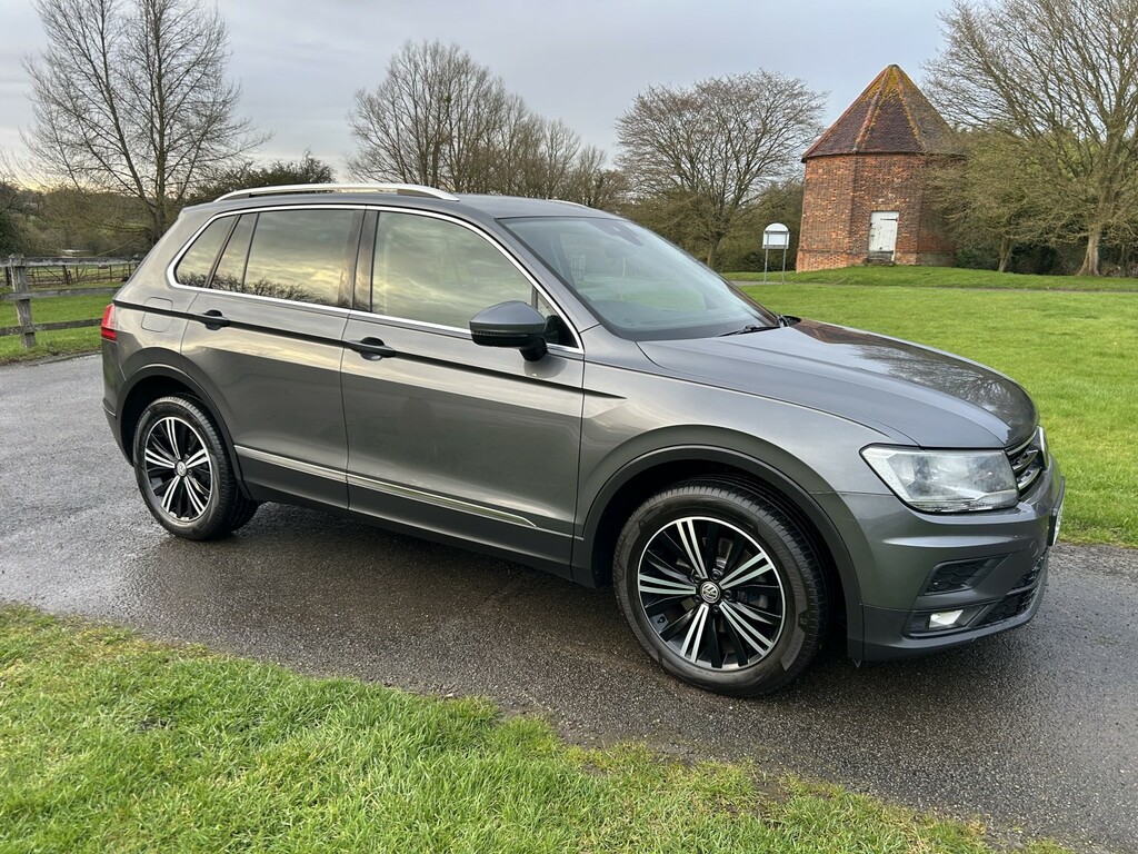 Volkswagen Tiguan 1.4 Tsi Se Navigation KP67YWR Grey #2