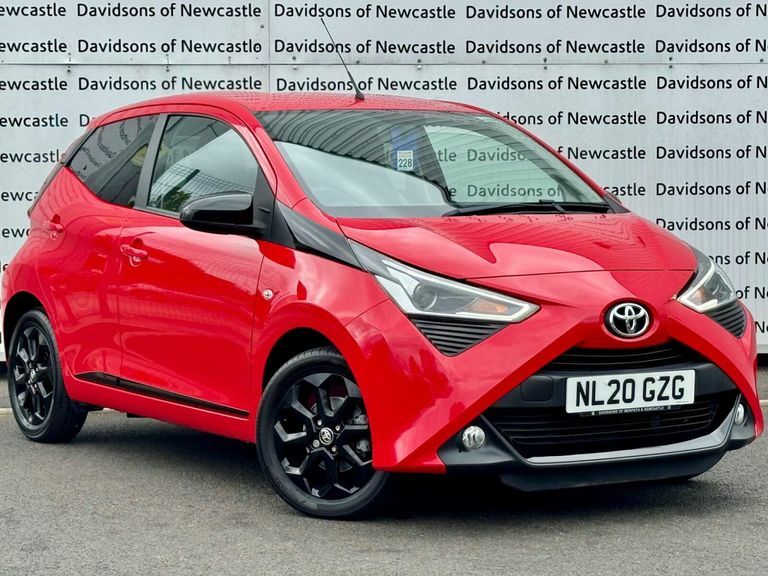 Toyota Aygo 1.0 Vvt-i X-trend Hatchback Euro Red