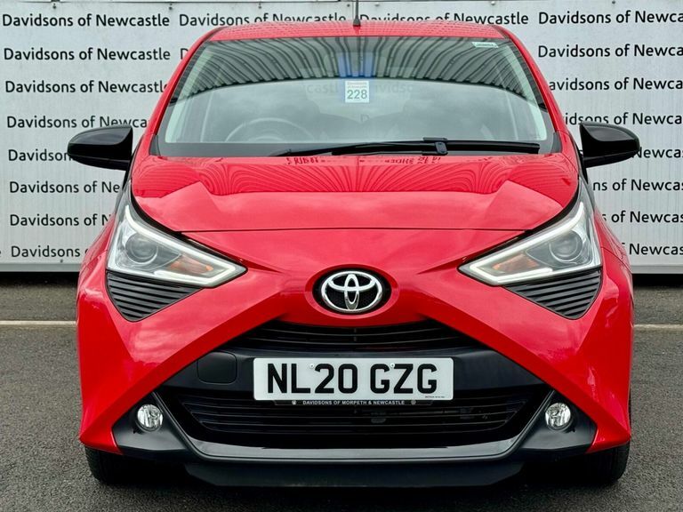 Toyota Aygo 1.0 Vvt-i X-trend Hatchback Euro Red #2