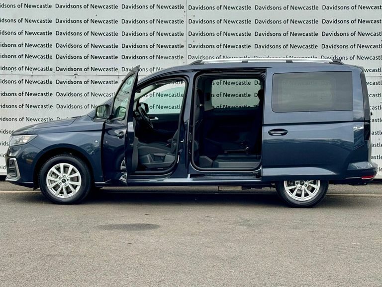 Ford Tourneo Connect 2.0 Ecoblue Titanium Mpv Dct Euro 6 S Blue #5