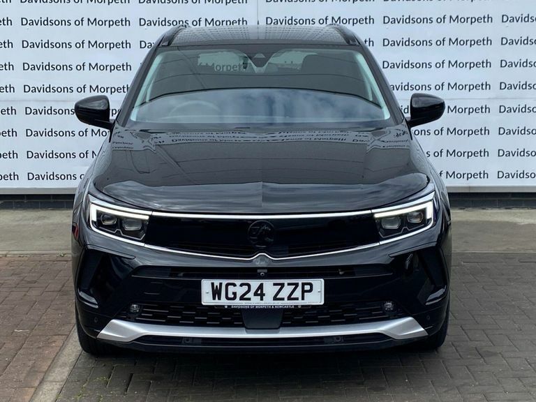 Vauxhall Grandland 1.2 Ultimate Suv Hybrid E-dct Euro 6 S WG24ZZP Black #2
