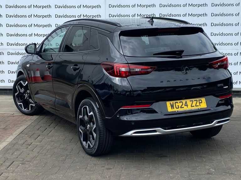 Vauxhall Grandland 1.2 Ultimate Suv Hybrid E-dct Euro 6 S WG24ZZP Black #4