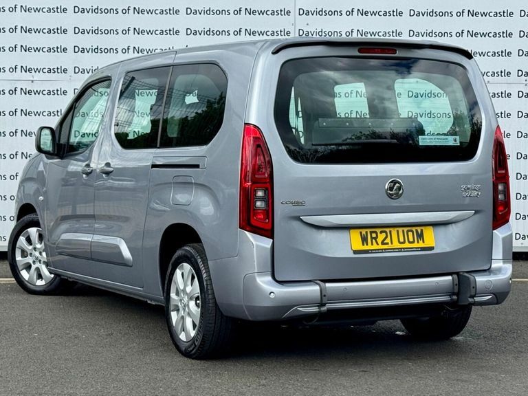 Vauxhall Combo Life 1.2 Turbo Energy XL Mpv Euro 6 S Grey #4