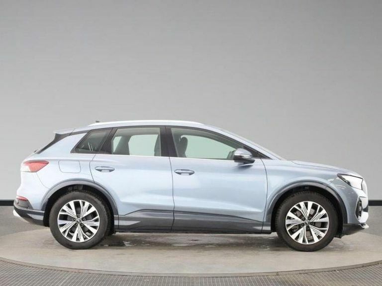 Audi Q4 E Tron 45 Sport 82Kwh DA24OYF Blue #2