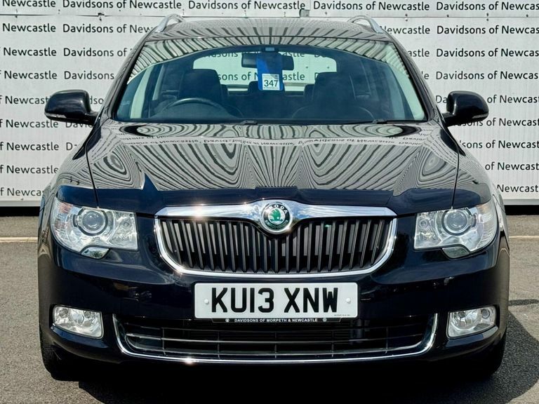 Skoda Superb 2.0 Tdi Elegance Estate 4Wd Euro Black #2