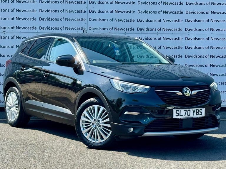 Vauxhall Grandland X 1.2 Turbo Business Edition Nav Suv Manu Black