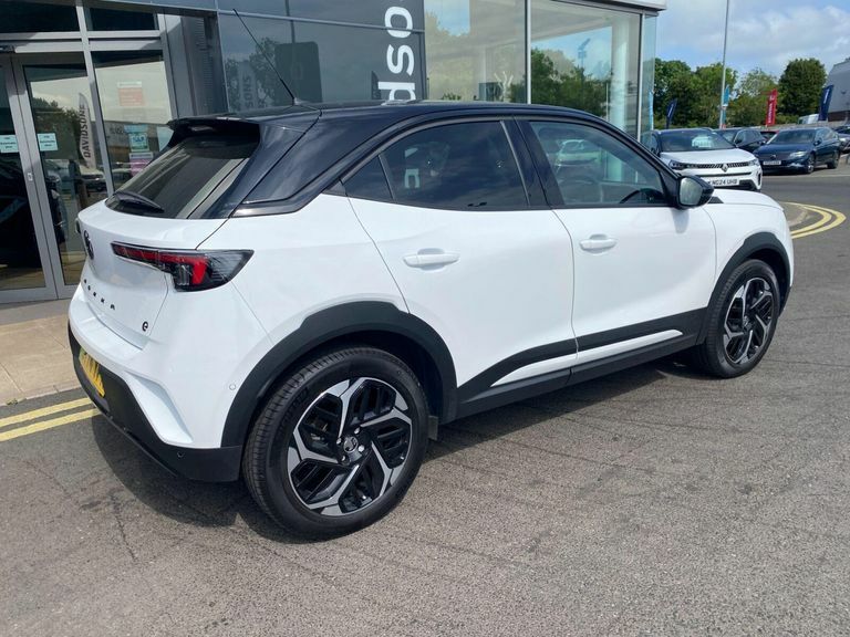 Vauxhall Mokka-e 54Kwh Ultimate Suv Long Range GY74YPK White #3