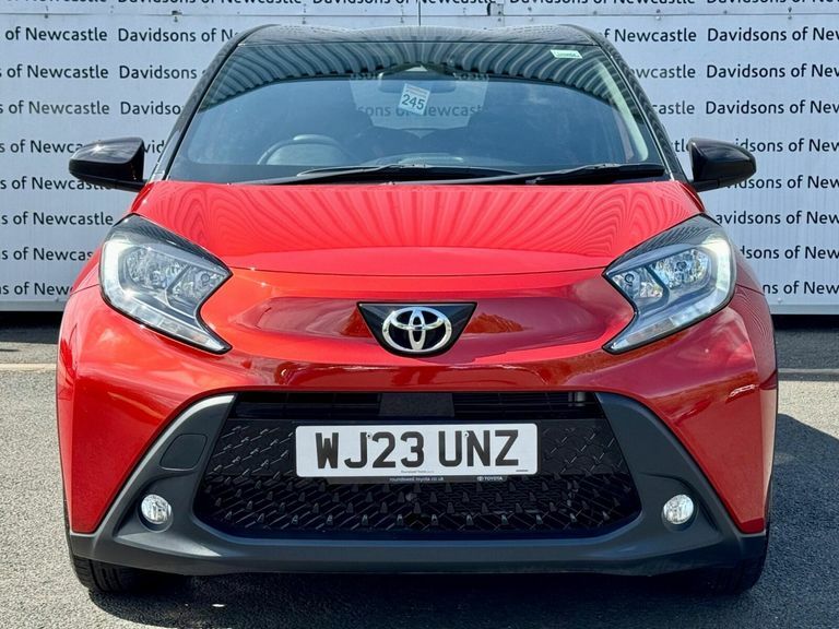 Toyota Aygo X 1.0 Vvt-i Edge Hatchback Euro 6 Black #2