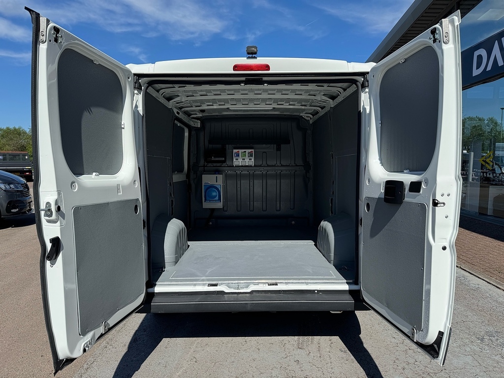 Citroen Relay Hdi 120Ps X 30 L1 Swb, 1 Owner, Air Con, Reversing White #3