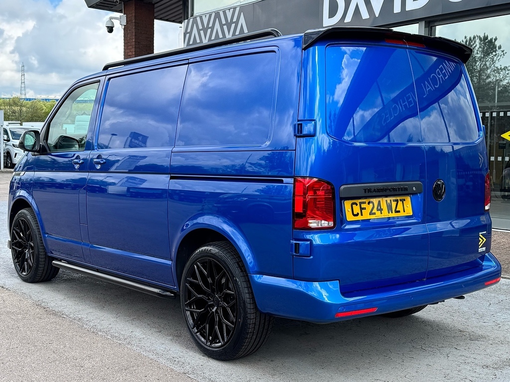 Volkswagen Transporter Tdi T28 Highline Swb Dscv Exclusive With Low Milea CF24WZT Blue #4