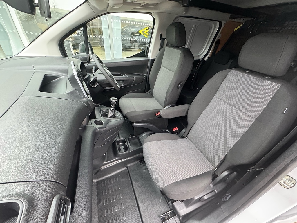 Vauxhall Combo Turbo D 100Ps Prime L2 Lwb 5 Seat Crew Van, With A VO23ZVE White #5