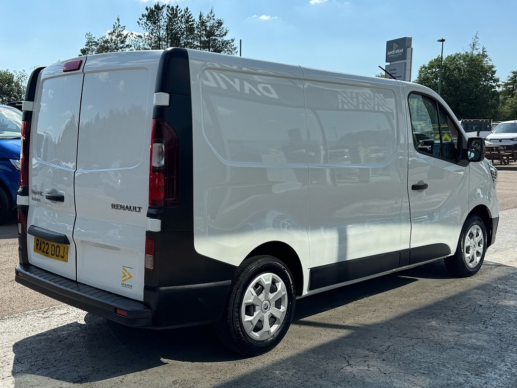 Renault Trafic Dci 130Ps Sl28 Business L1 Swb With Low Mileage, 1 RA22DOJ White #2