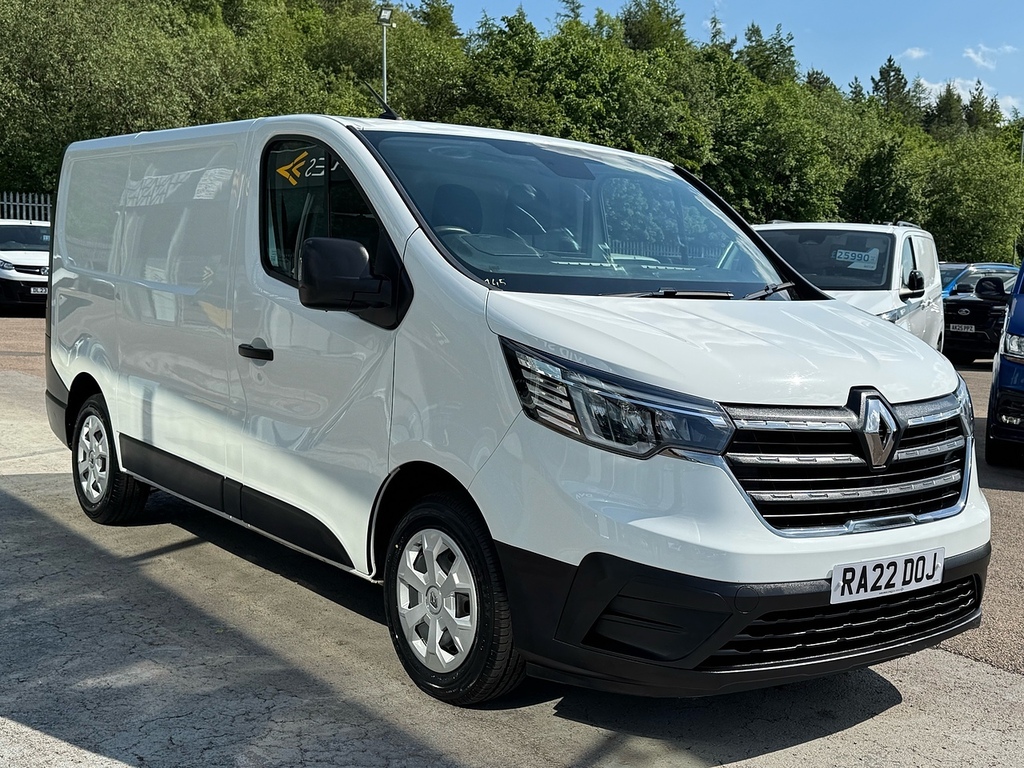 Renault Trafic Dci 130Ps Sl28 Business L1 Swb With Low Mileage, 1 RA22DOJ White #3
