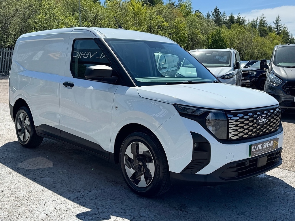 Ford Transit Courier Trend 136Ps 43Kwh With Air Con, Rev Cam Cru White #3