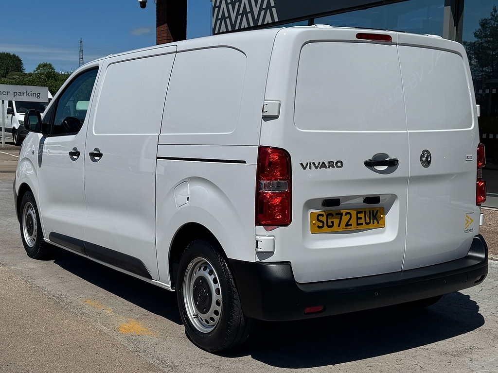 Vauxhall Vivaro Turbo D 2700 Dynamic 120Ps With Air Con, Cruise SG72EUK White #4