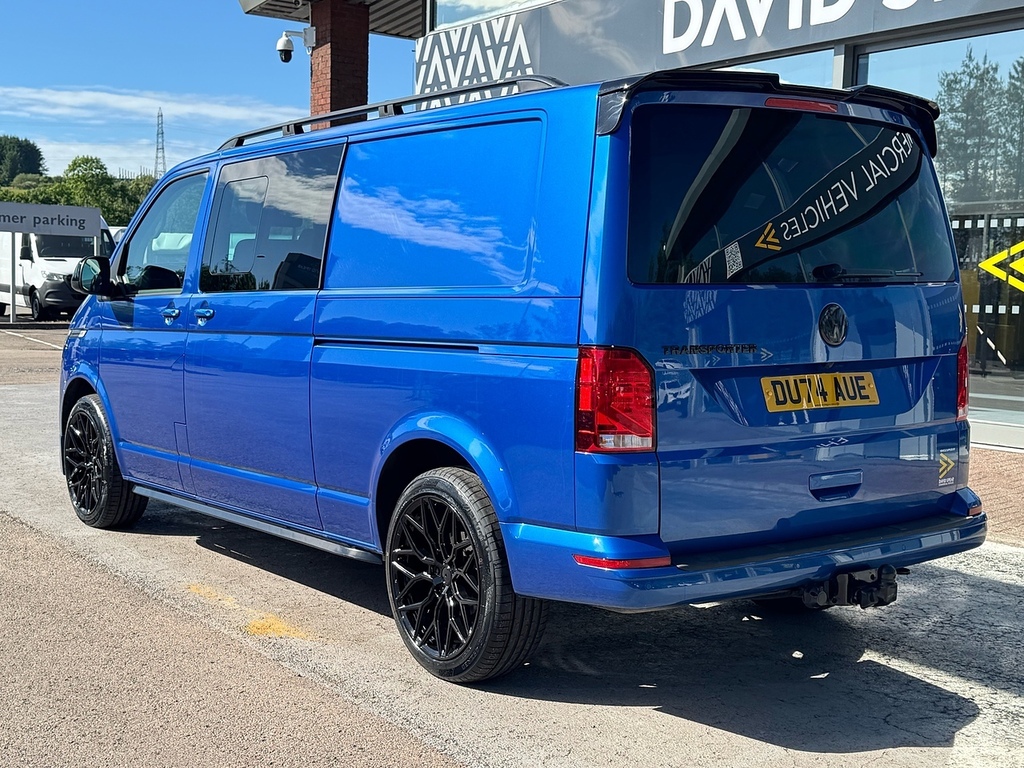 Volkswagen Transporter T32 Highline 150Ps Kombi 5 Seats Dsg With Dscv Exc DU74AUE Blue #4