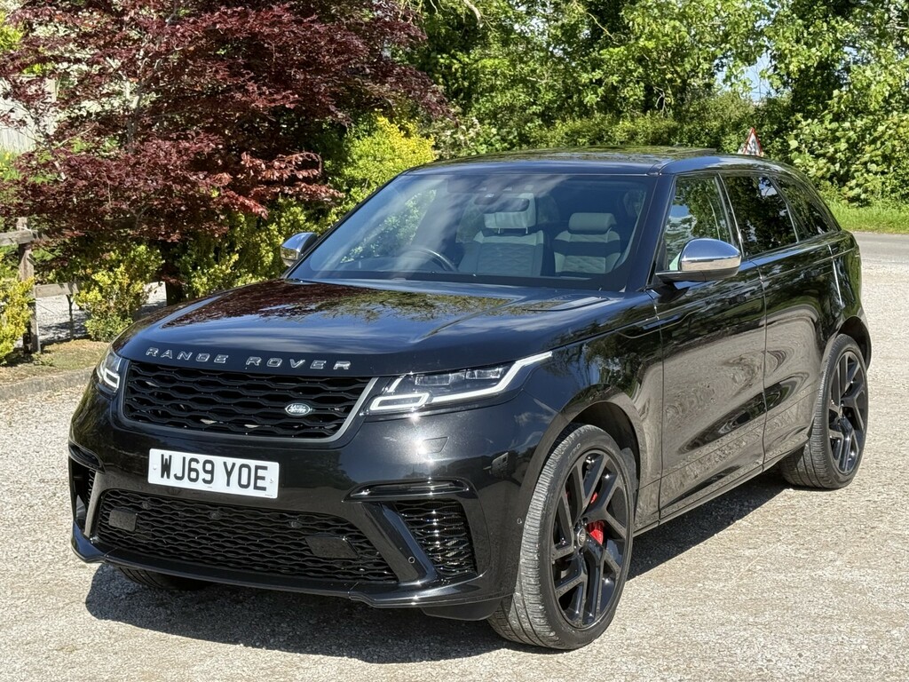 Land Rover Range Rover Velar 5.0 P550 Dynamic Edition Black #4