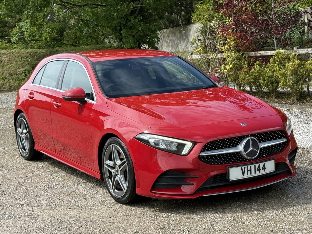 Mercedes-Benz A Class 2.0 A250 Amg Line Red