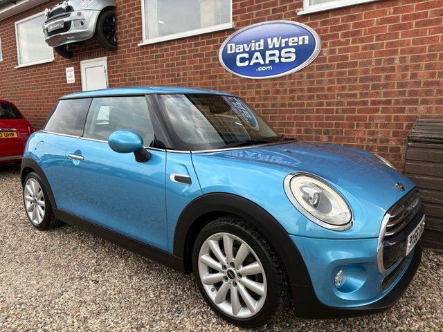 Mini Hatch 1.5 Cooper Hatchback RX66OKS Blue