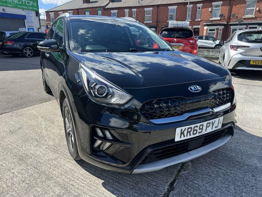 Kia Niro 1L 2 KR69PYJ Black #2